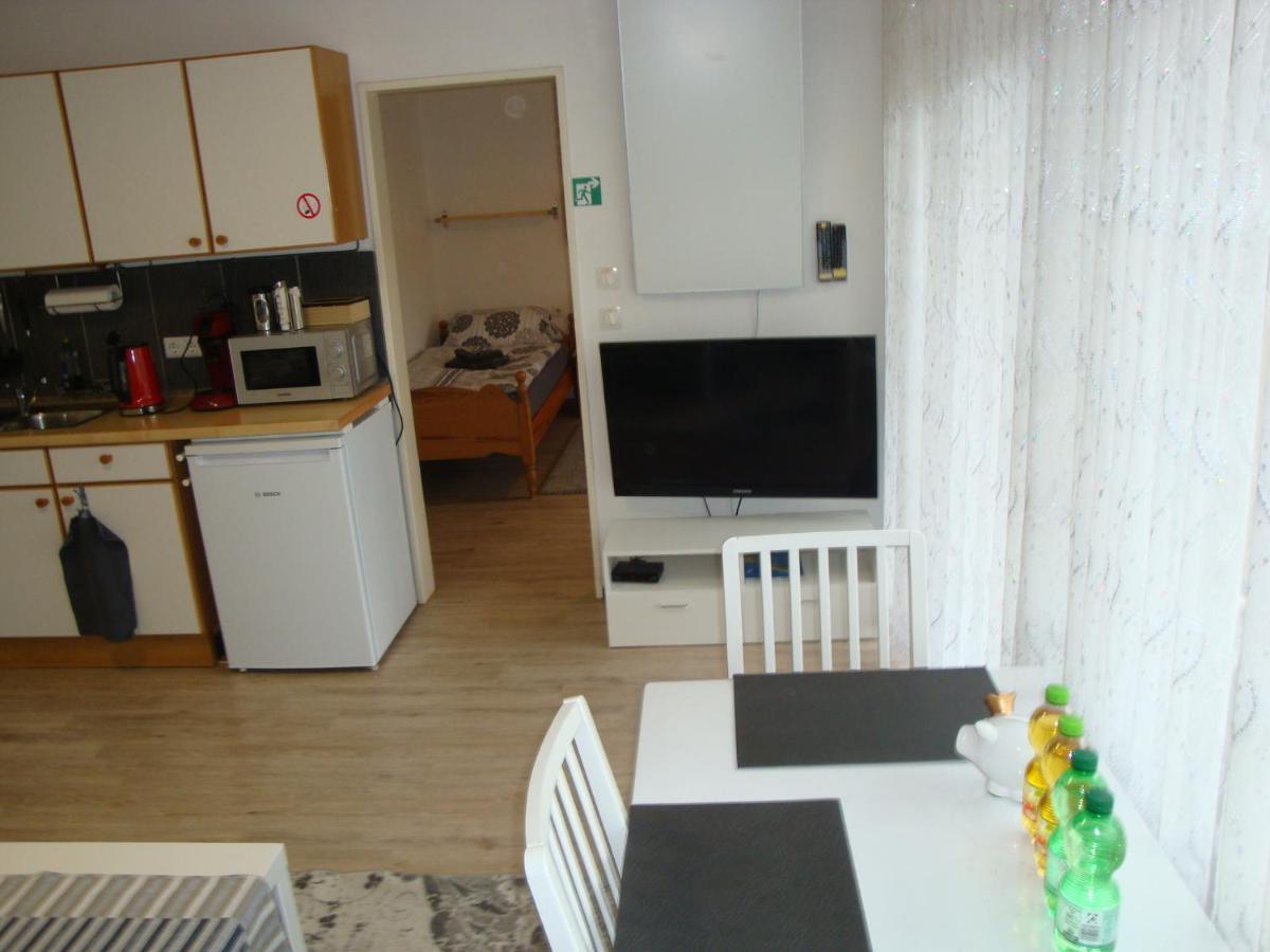 Tac Home 2-Zimmer Wohnung Sindelfingen Exterior photo